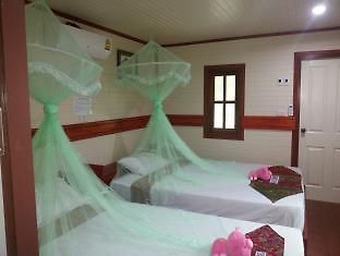 The Royal Bamboo Lodge Khao Sok National Park Екстер'єр фото